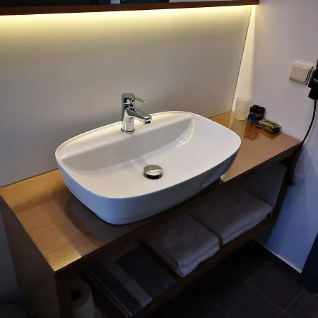 Aparthotel Rustemi *