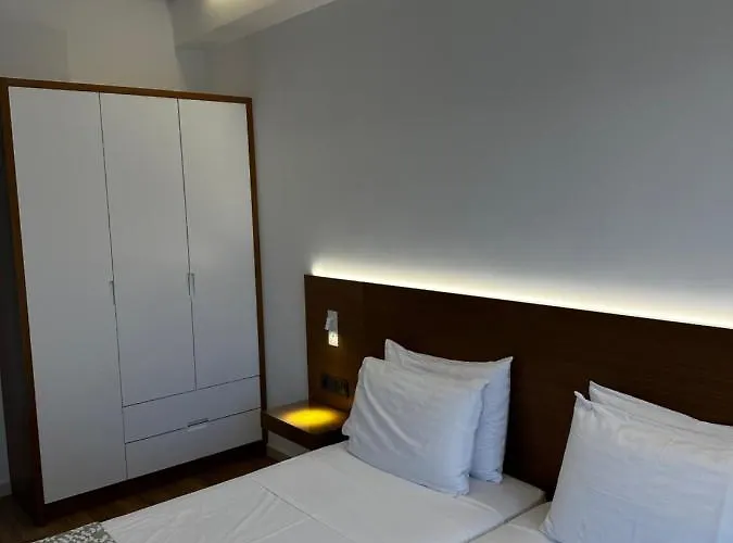 شقة فندقية Rustemi ساراندا