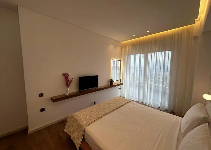 Rustemi 3* ساراندا