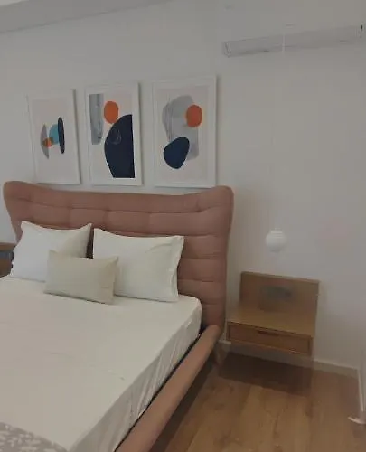 Rustemi شقة فندقية