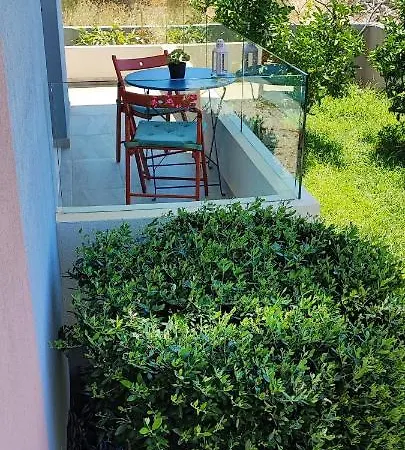 Aparthotel Rustemi 3*