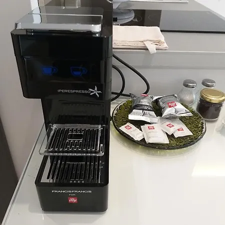 Aparthotel Rustemi *