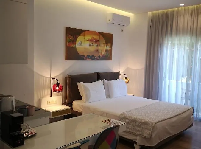 Rustemi Lägenhetshotell Sarandë