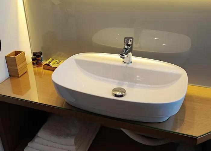 Rustemi Lägenhetshotell 3*