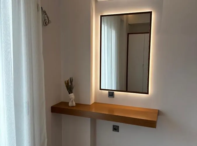 Rustemi Lägenhetshotell Sarandë