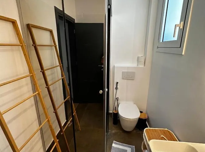 Rustemi Lägenhetshotell 3*